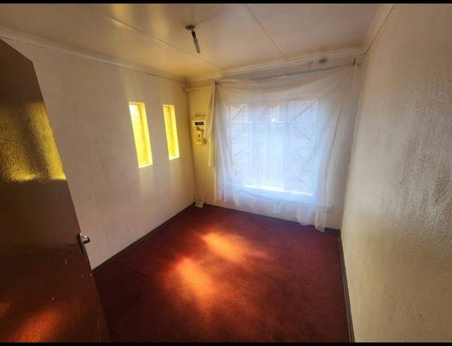 2 BEDROOM HOUSE FOR SALE IN MOHLAKENG
